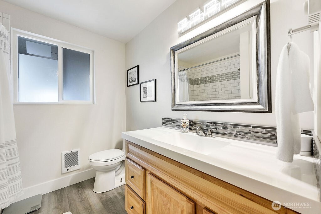 5126 S 10th Street , Tacoma, WA 98465