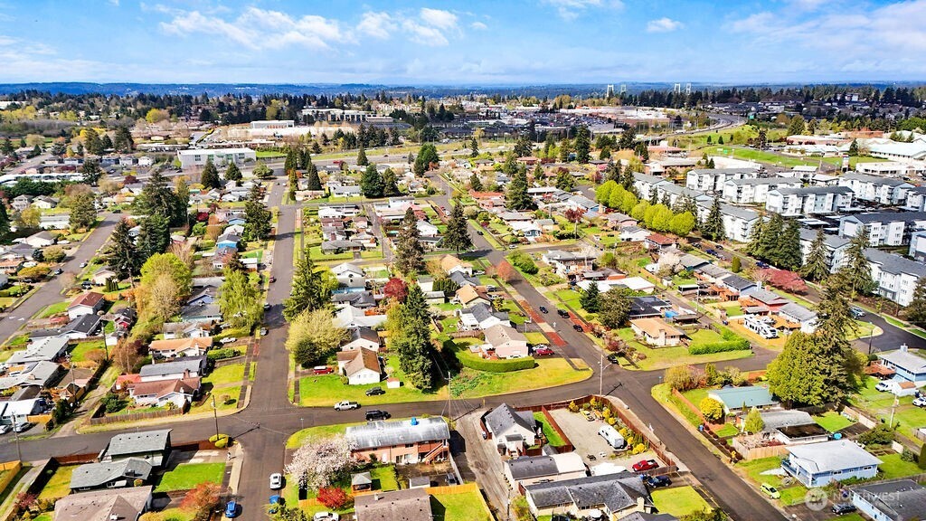 5126 S 10th Street , Tacoma, WA 98465