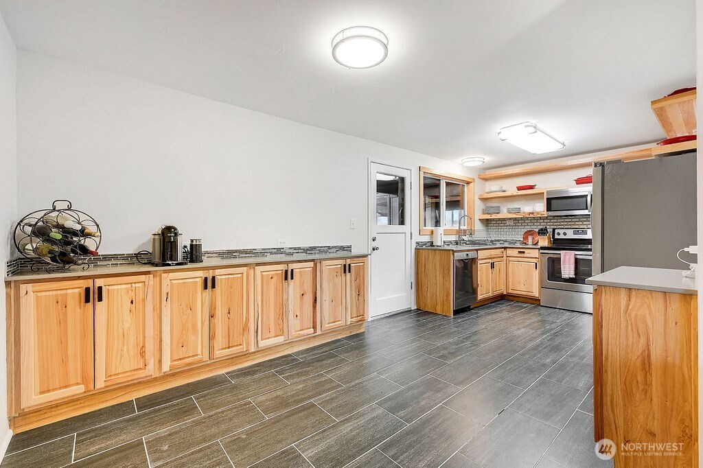 5126 S 10th Street , Tacoma, WA 98465
