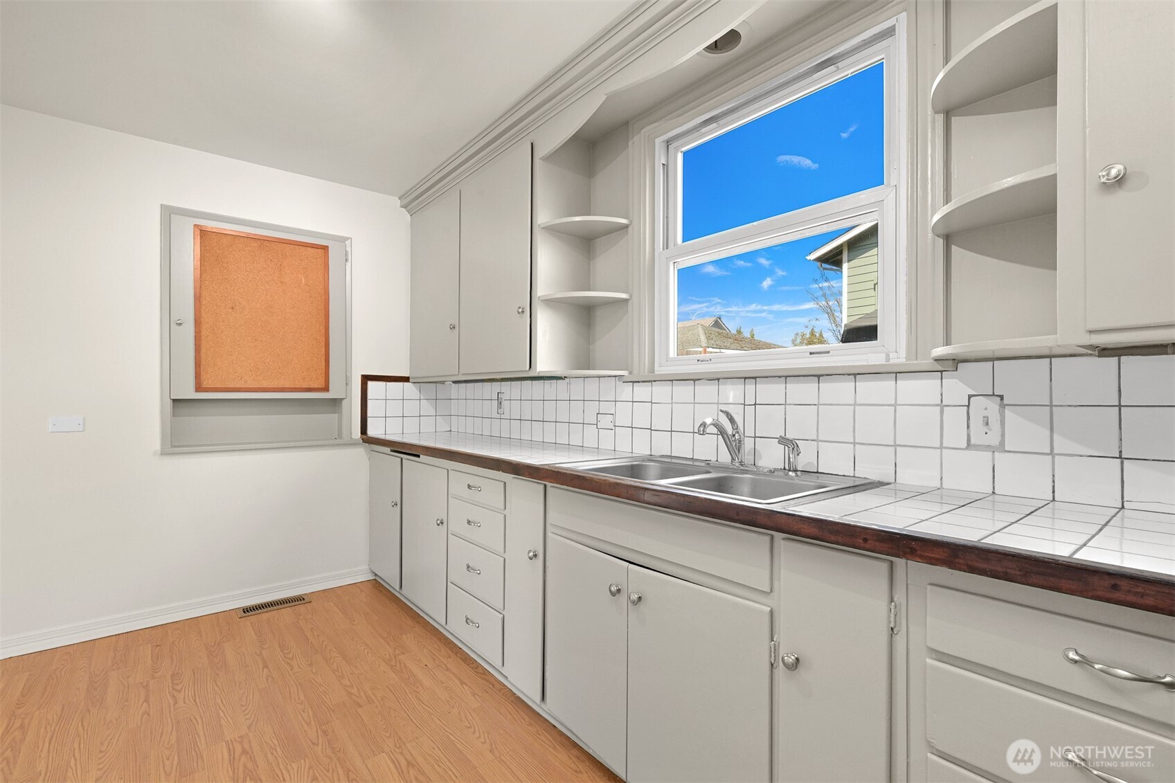 2085 Cottage Place , Ferndale, WA 98248