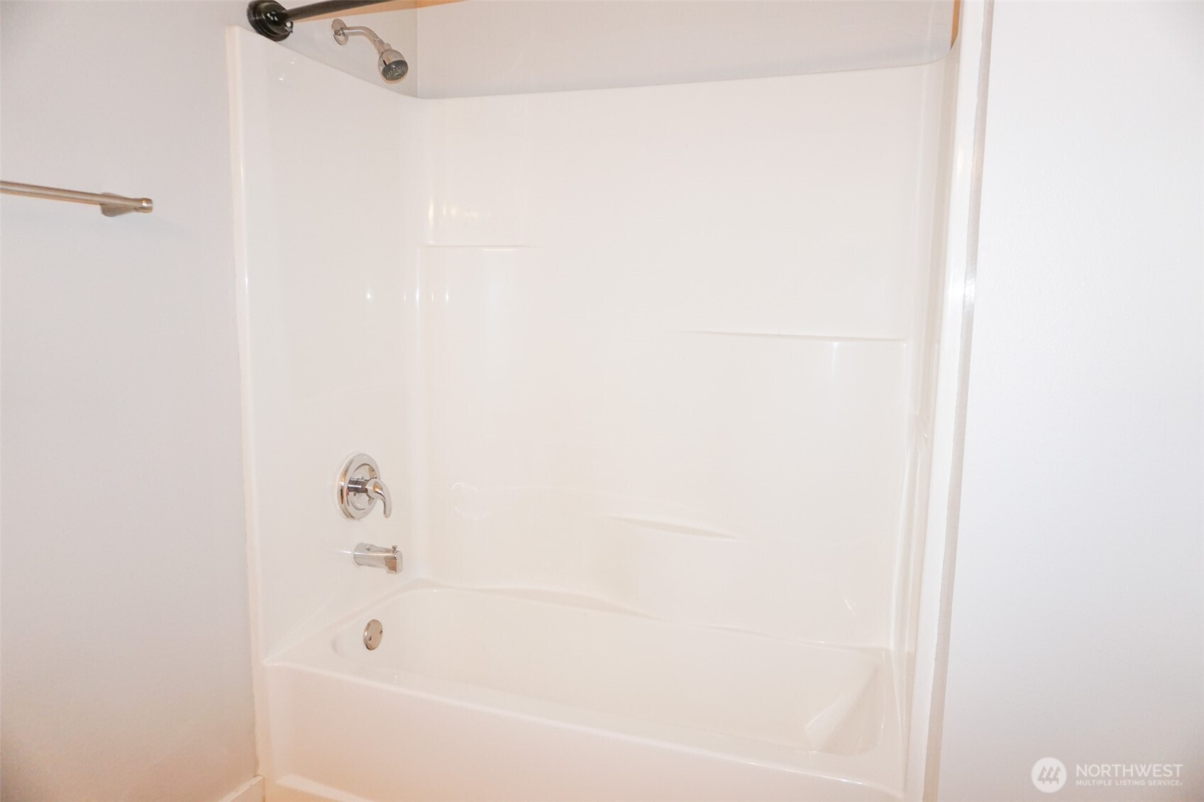 2001 11th Street , Bremerton, WA 98337