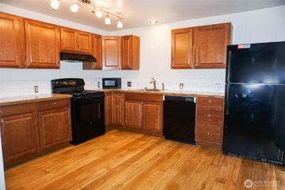 2001 11th Street , Bremerton, WA 98337 - Photo 3