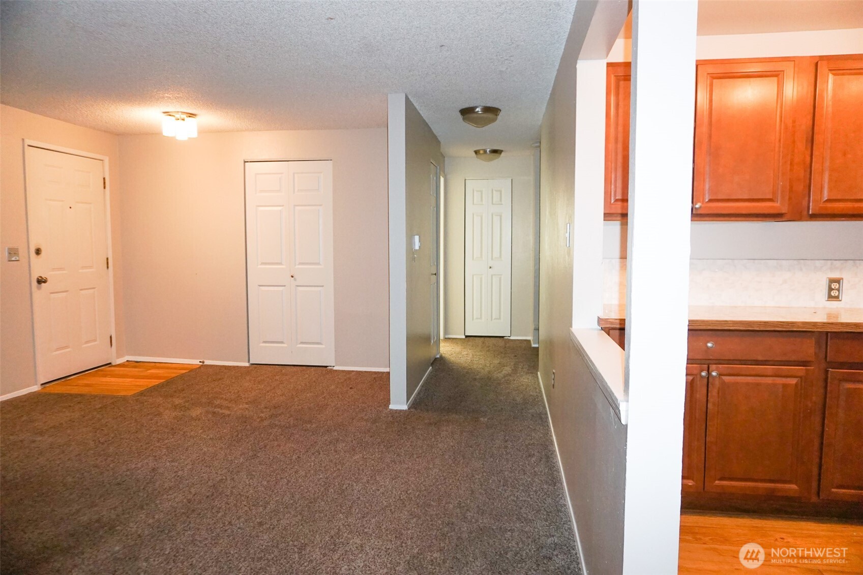 2001 11th Street , Bremerton, WA 98337