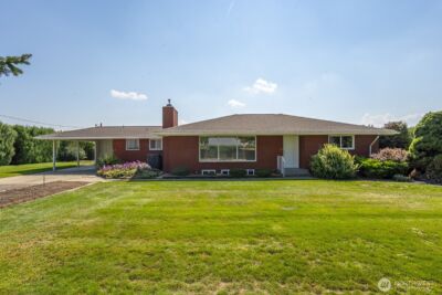 21807 SW 1 Road , Quincy, WA 98848