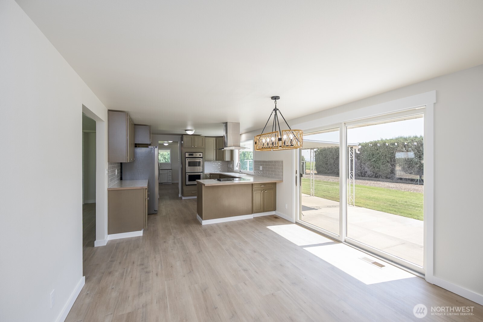 21807 SW 1 Road , Quincy, WA 98848