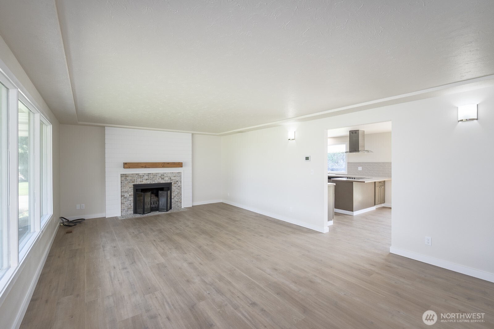 21807 SW 1 Road , Quincy, WA 98848