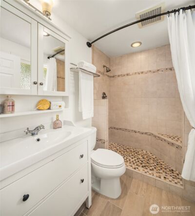 12817 SE 186TH Place , Renton, WA 98058 - Photo 15
