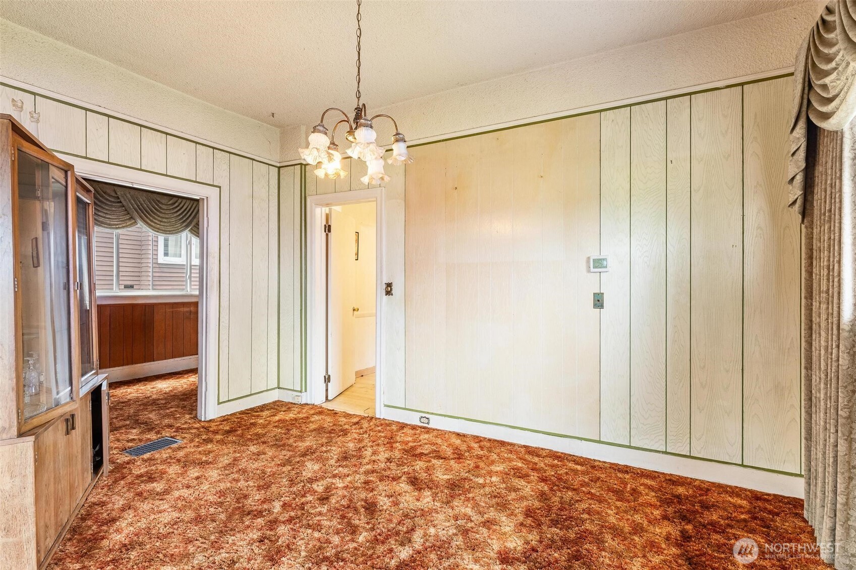 1613 24th Avenue , Seattle, WA 98122