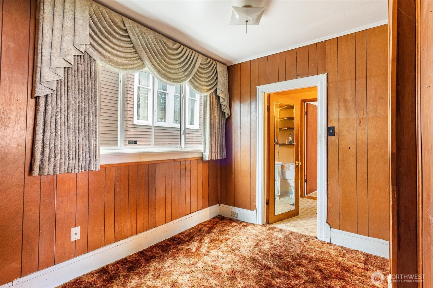 1613 24th Avenue , Seattle, WA 98122