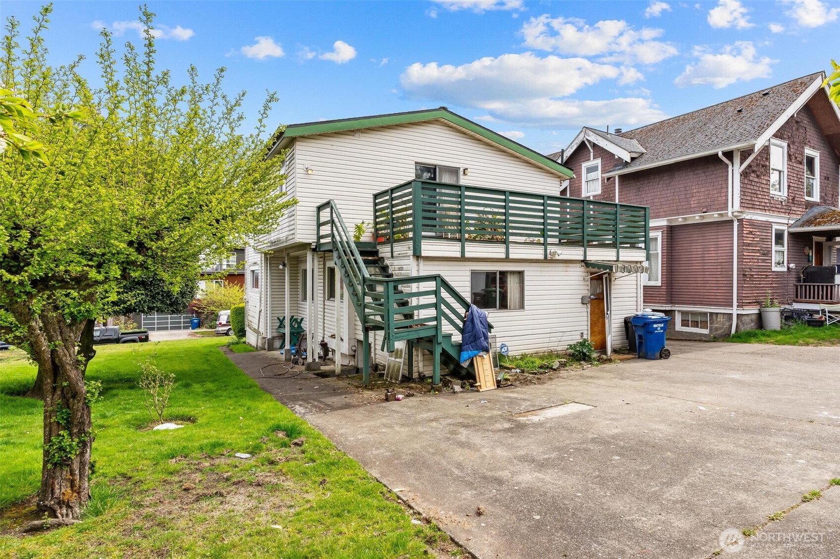 1613 24th Avenue , Seattle, WA 98122