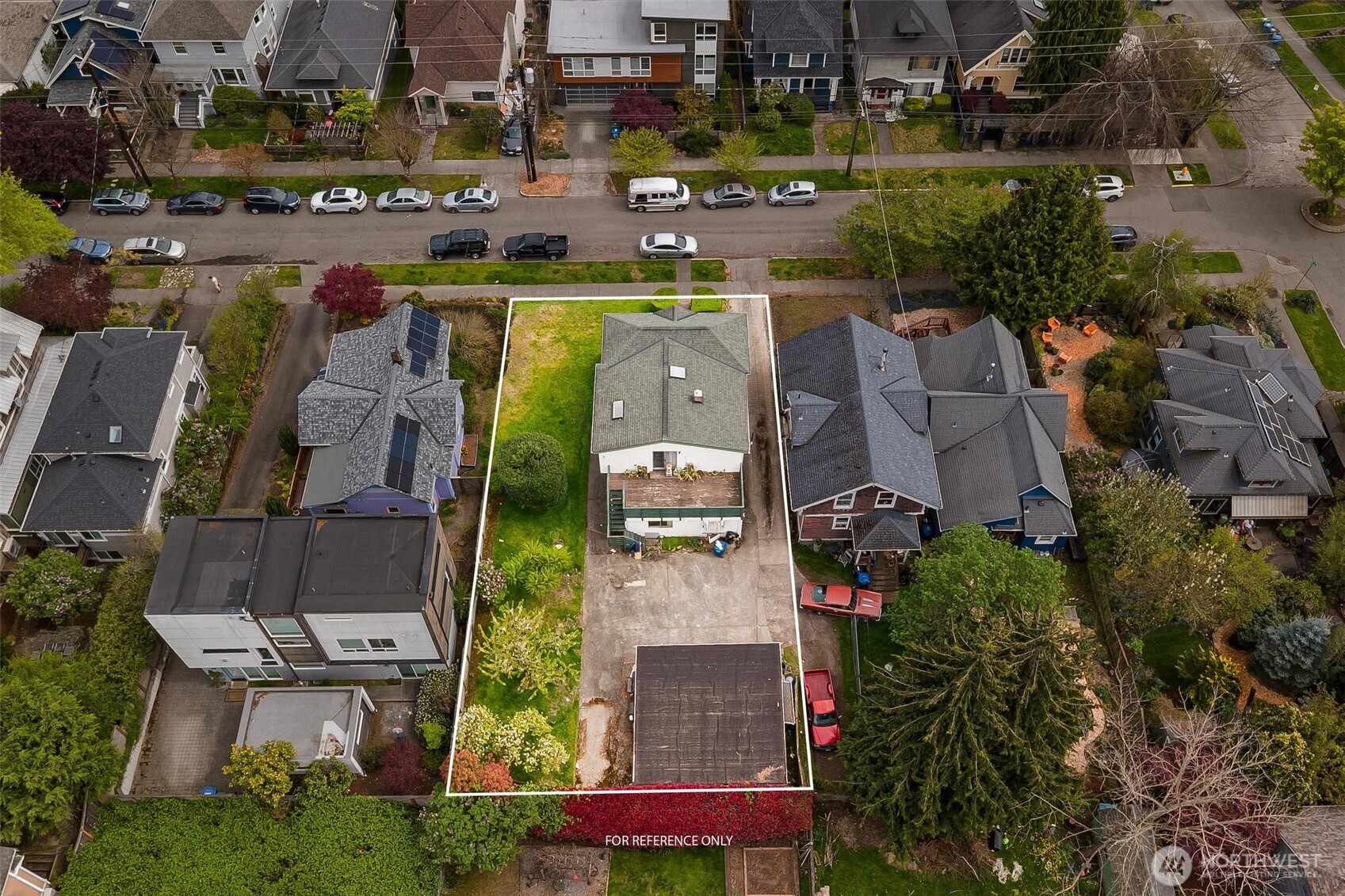 1613 24th Avenue , Seattle, WA 98122