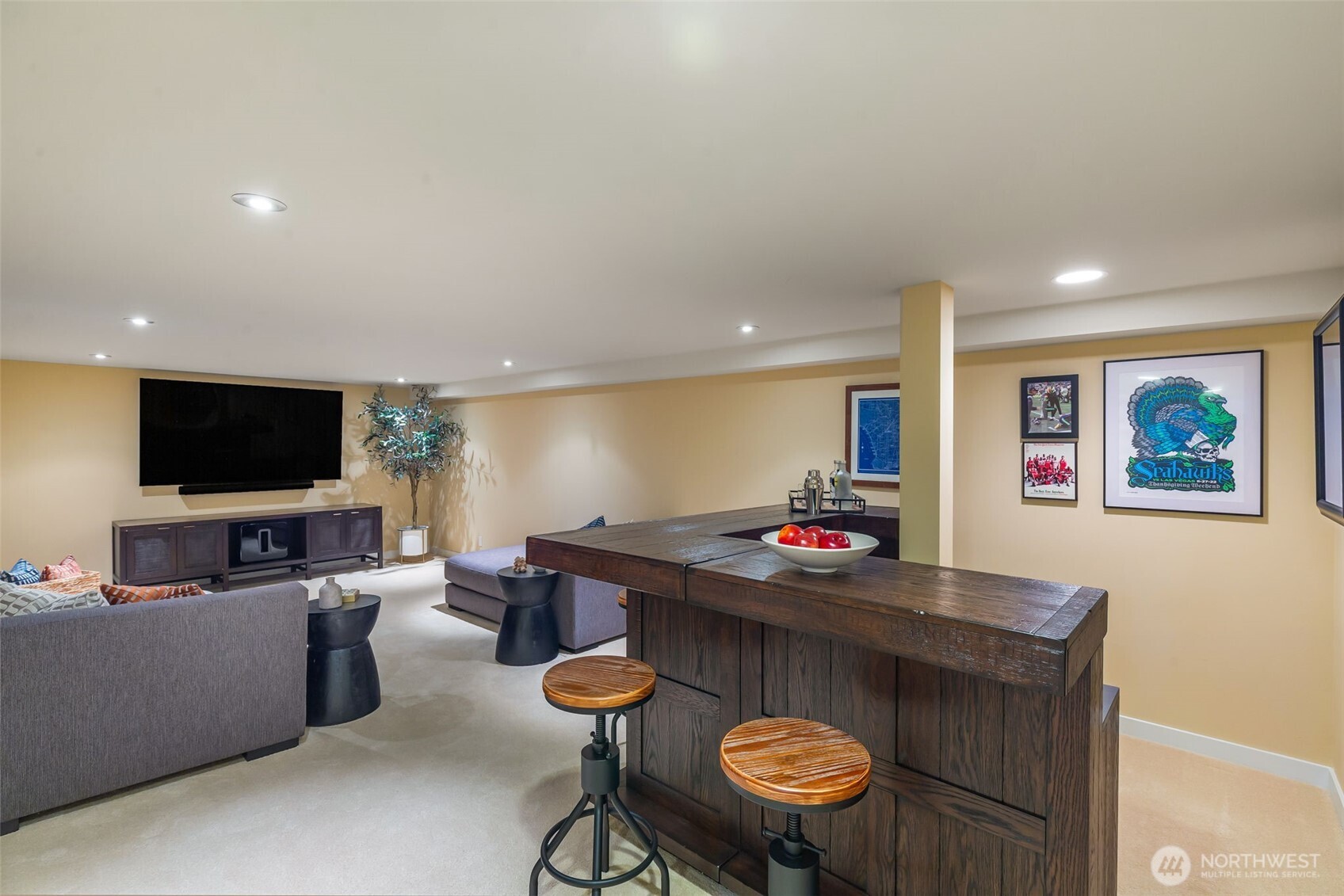 2506 W Halladay Street , Seattle, WA 98199