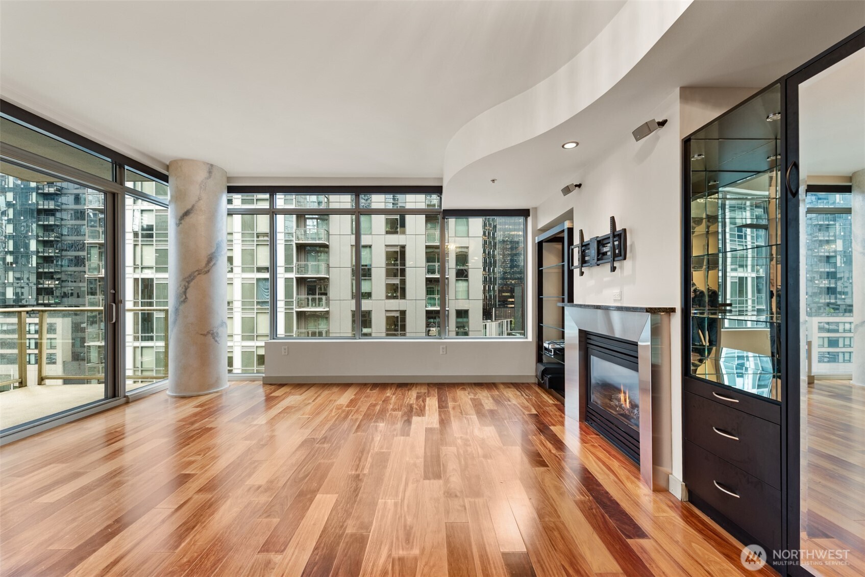 900 Lenora Street #W801, Seattle, WA 98121