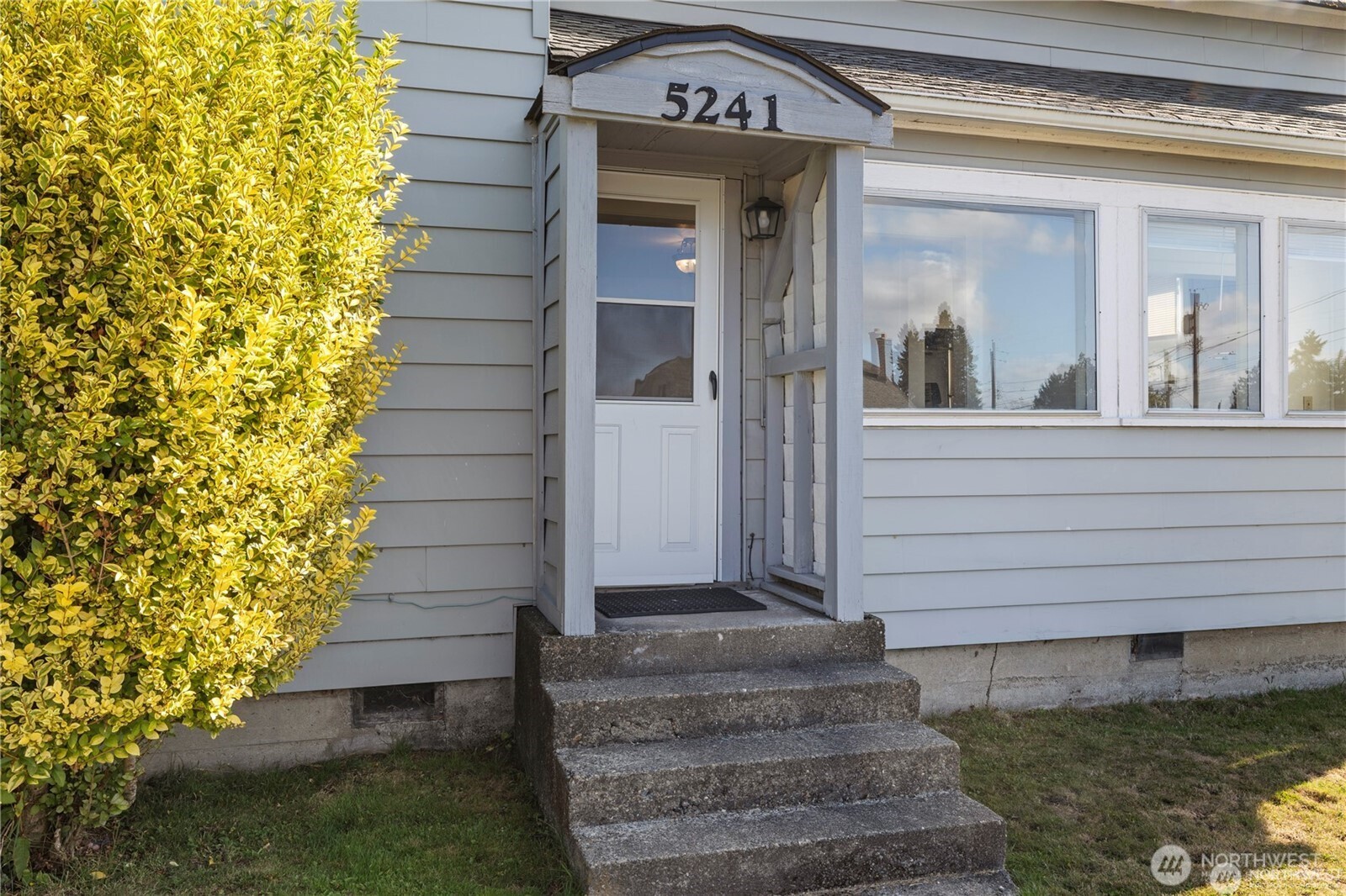 5241 S M Street #A-B, Tacoma, WA 98408-3527