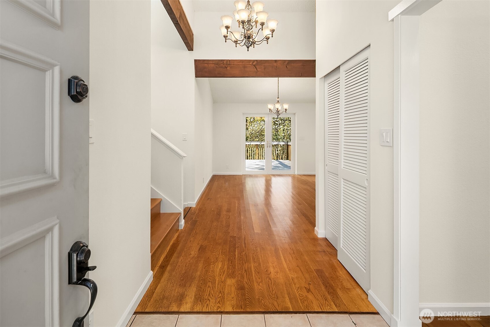 14236 95th Avenue NE, Kirkland, WA 98034