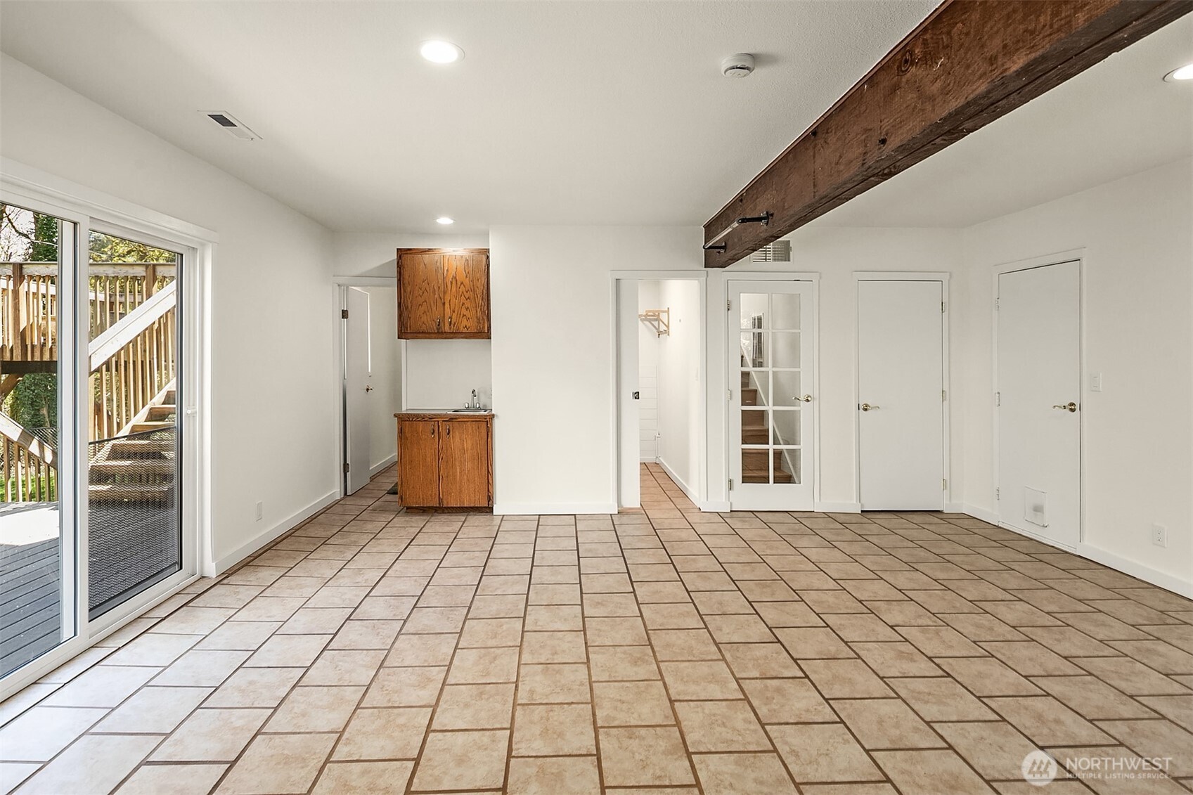 14236 95th Avenue NE, Kirkland, WA 98034