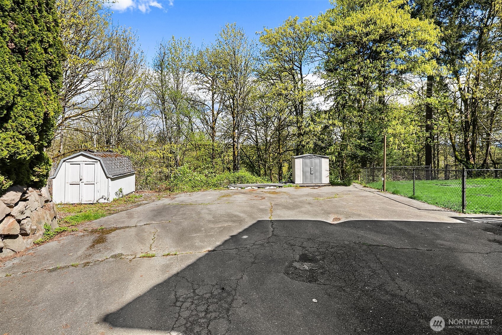 14236 95th Avenue NE, Kirkland, WA 98034