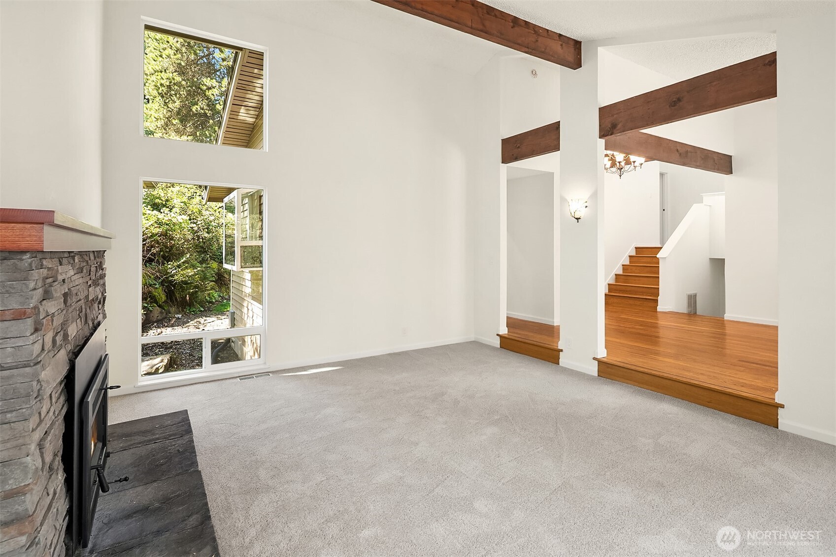 14236 95th Avenue NE, Kirkland, WA 98034