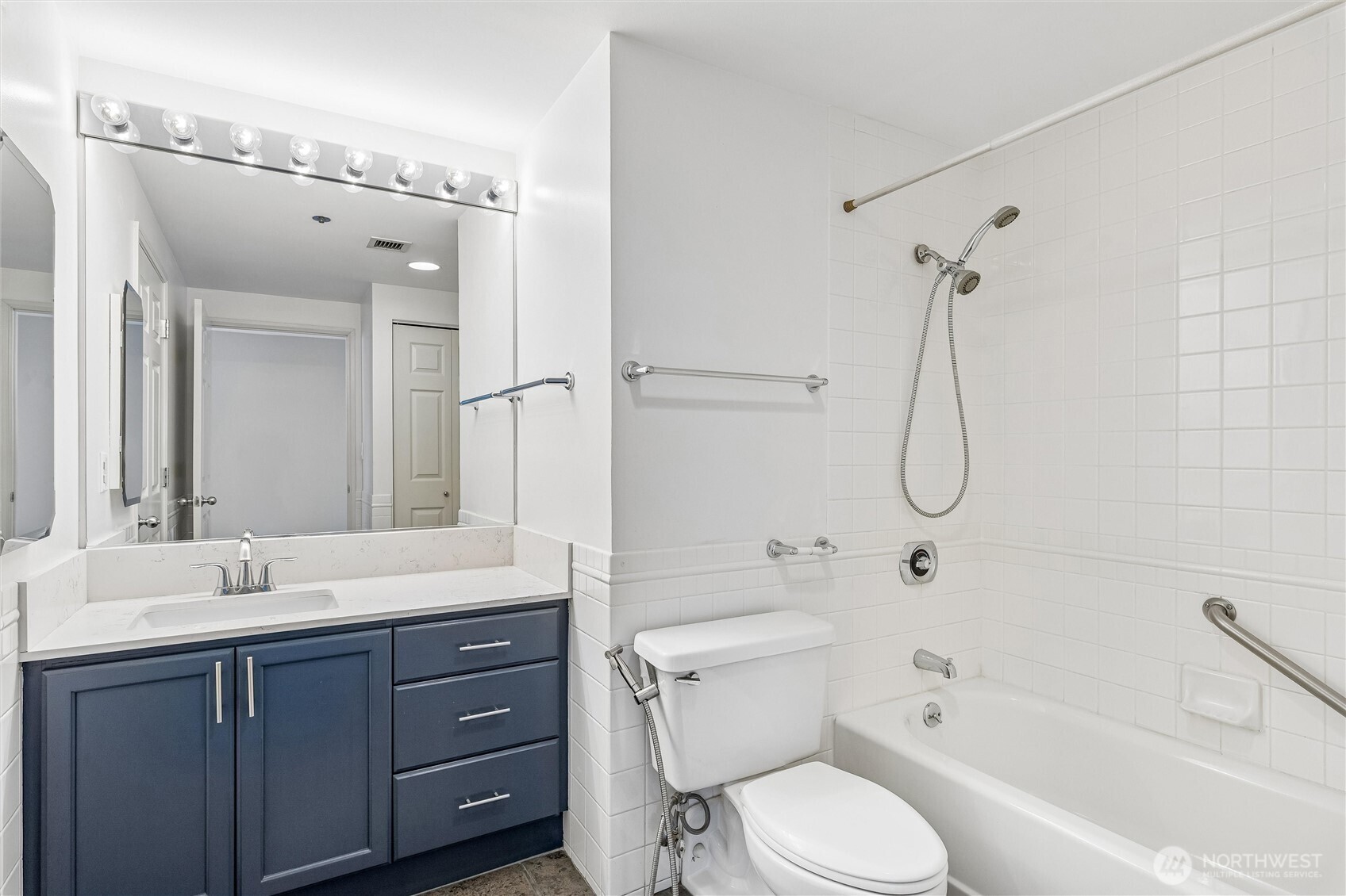 2600 2nd Avenue #1604, Seattle, WA 98121
