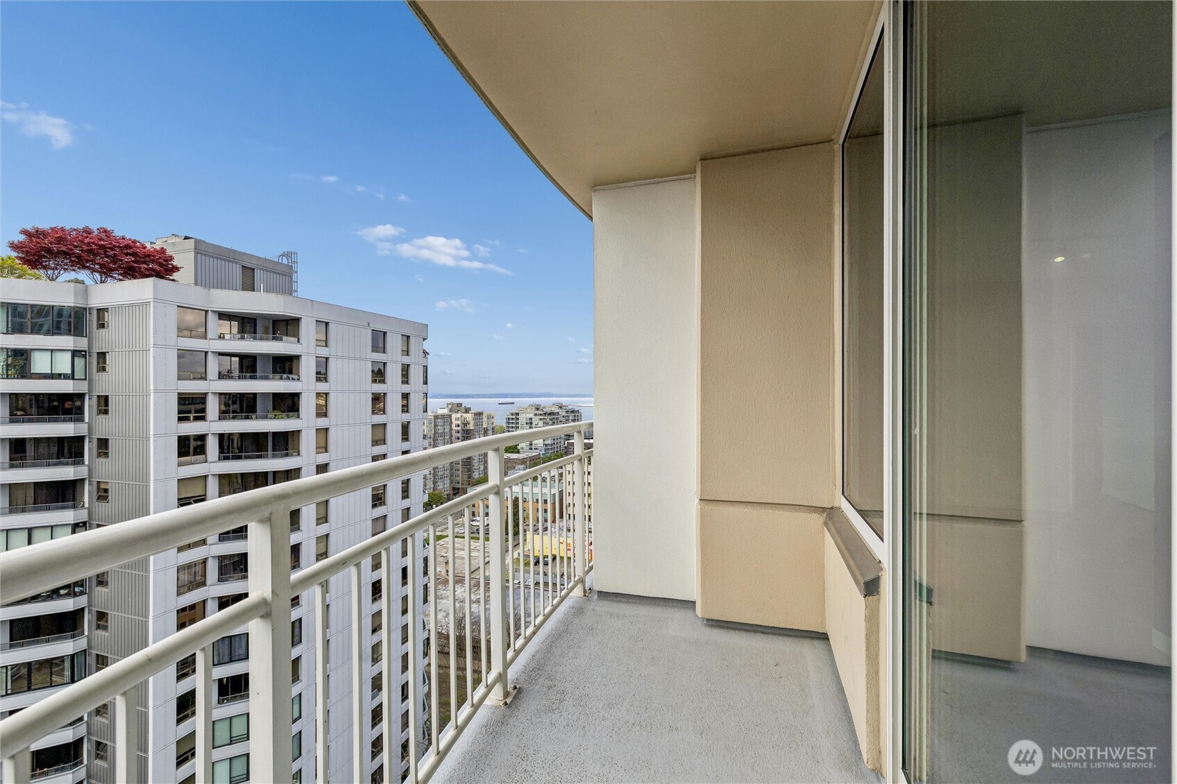 2600 2nd Avenue #1604, Seattle, WA 98121