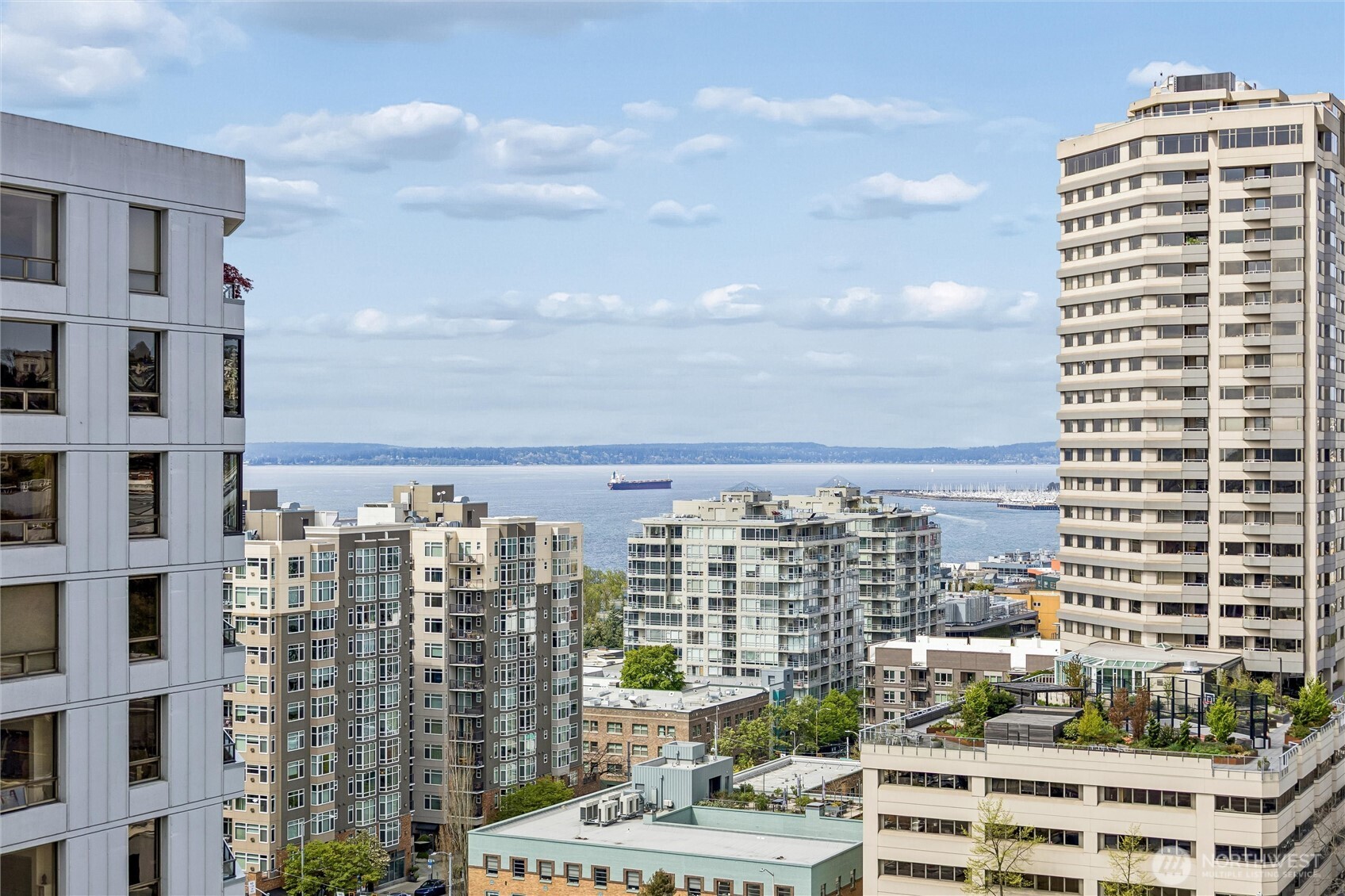 2600 2nd Avenue #1604, Seattle, WA 98121