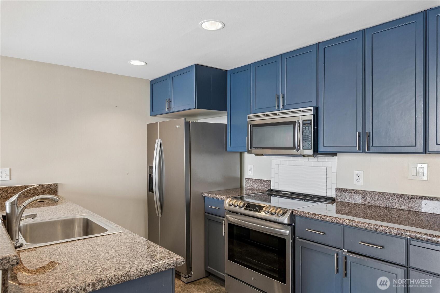2600 2nd Avenue #1604, Seattle, WA 98121