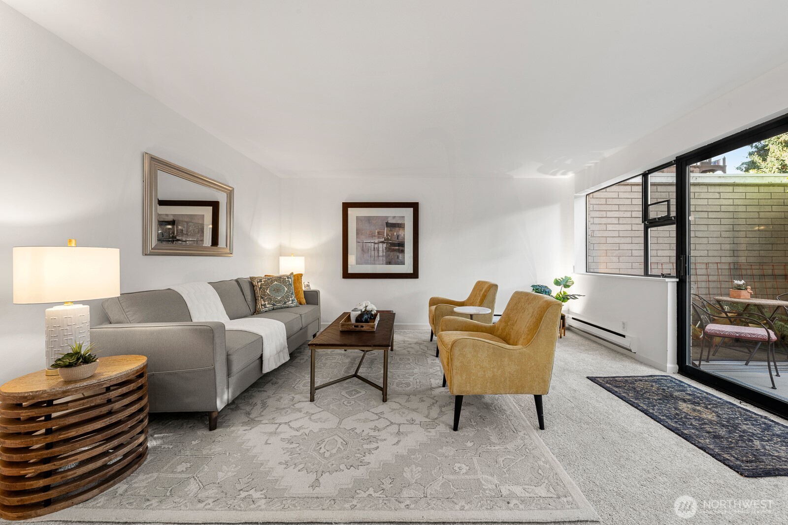 912 3rd Avenue W #101, Seattle, WA 98119-3751