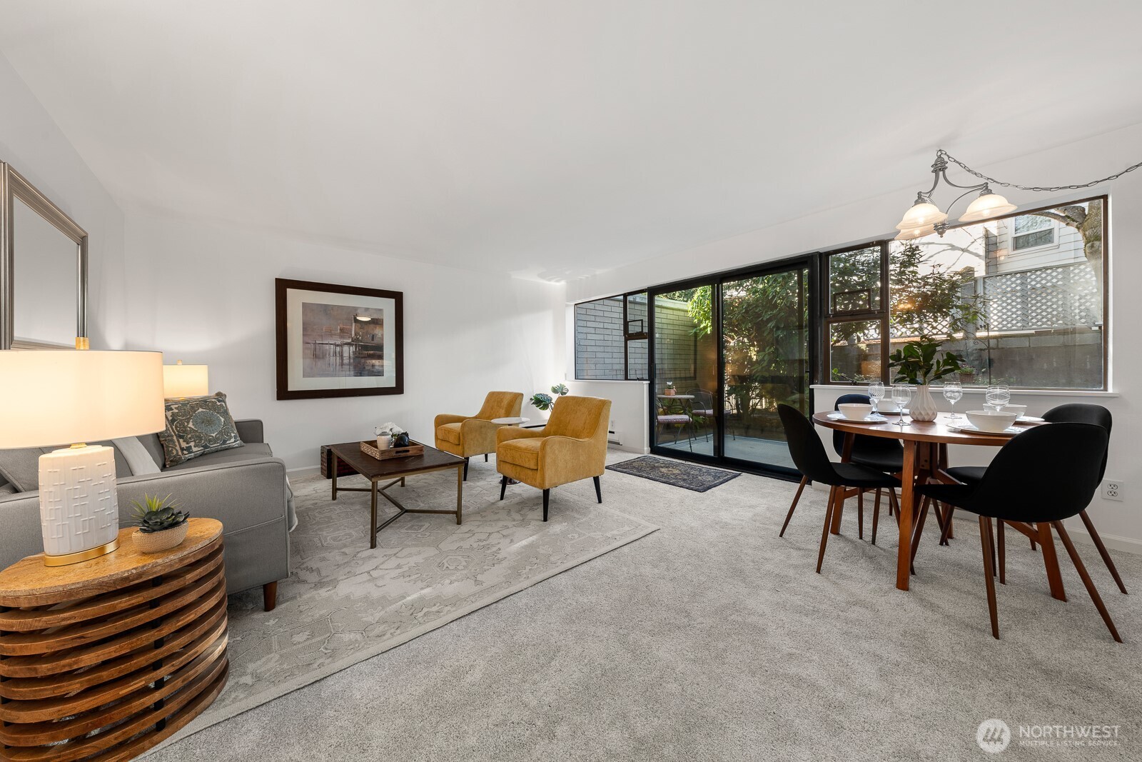 912 3rd Avenue W #101, Seattle, WA 98119-3751