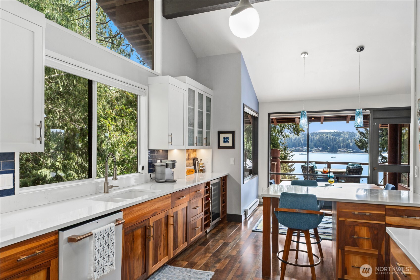 41 North Bay Lane #5, Port Ludlow, WA 98365-9307
