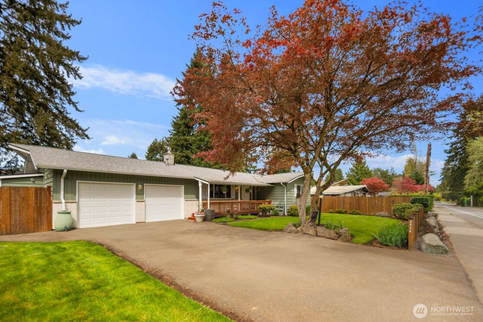 8014 NE 141st Street , Kirkland, WA 98034