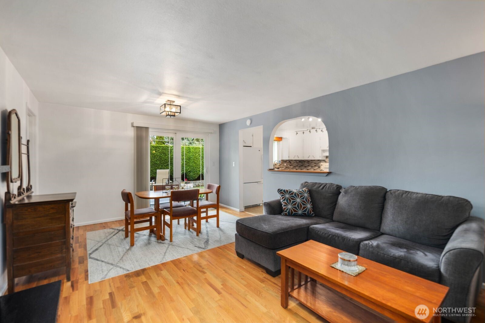 8014 NE 141st Street , Kirkland, WA 98034