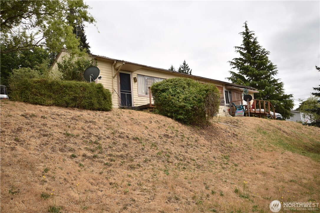3618 W Madrona Street , Bremerton, WA 98312