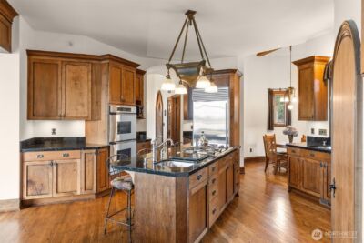 4725 W Mercer Way , Mercer Island, WA 98040-4332 - Photo 13