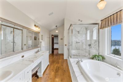 4725 W Mercer Way , Mercer Island, WA 98040-4332 - Photo 25
