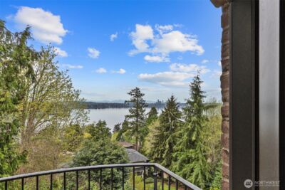 4725 W Mercer Way , Mercer Island, WA 98040-4332 - Photo 34