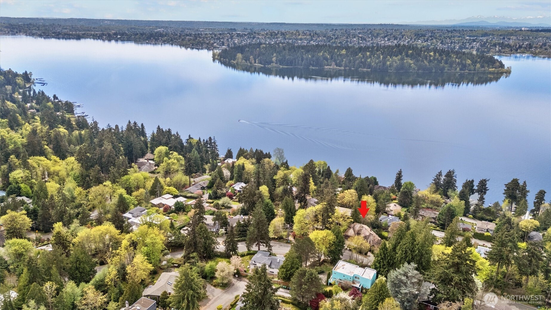 4725 W Mercer Way , Mercer Island, WA 98040-4332
