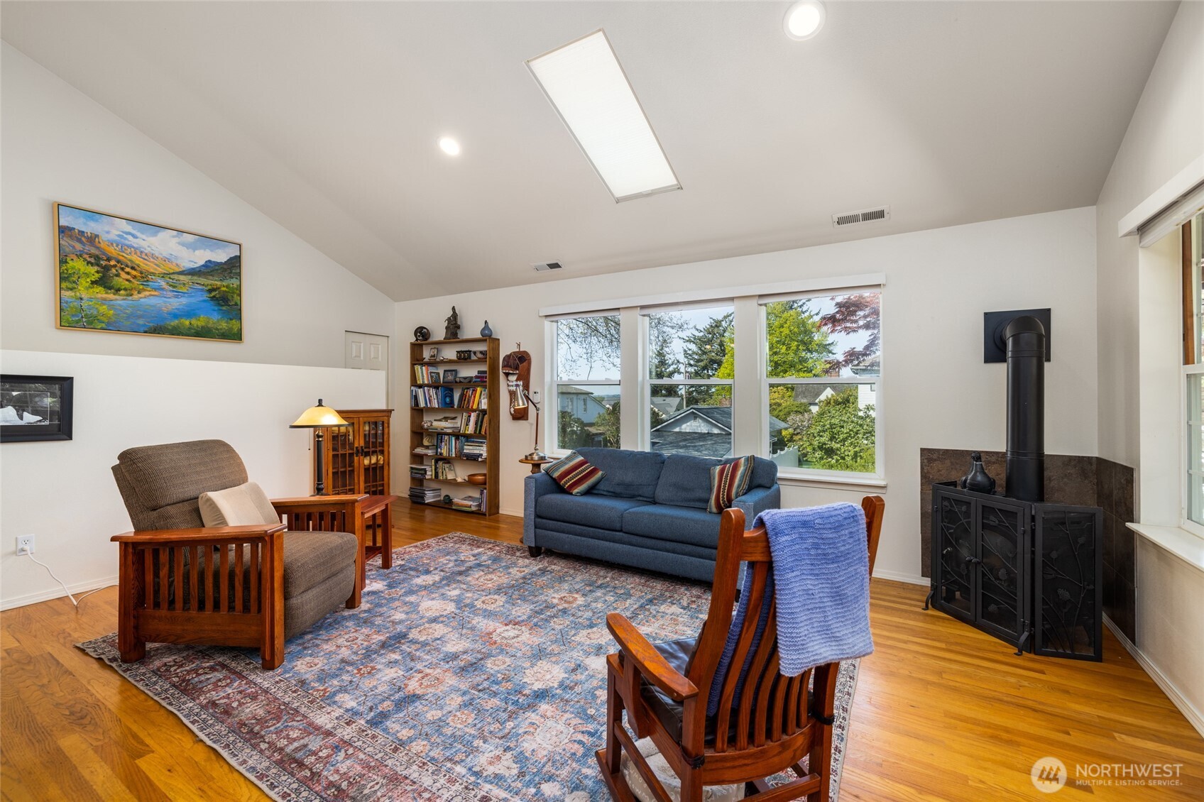 412 Jefferson Street , Mount Vernon, WA 98274