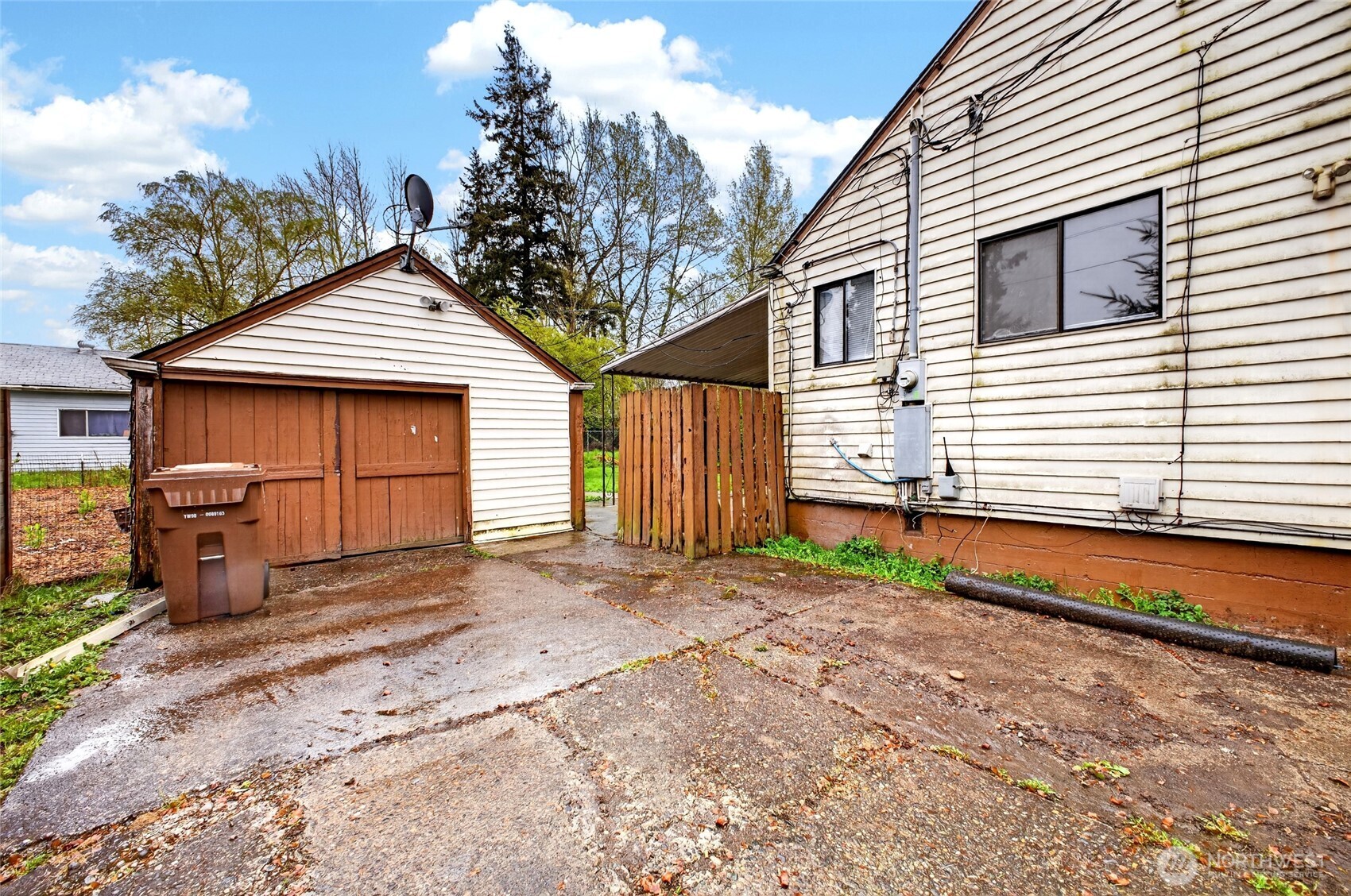 6515 E E Street , Tacoma, WA 98404