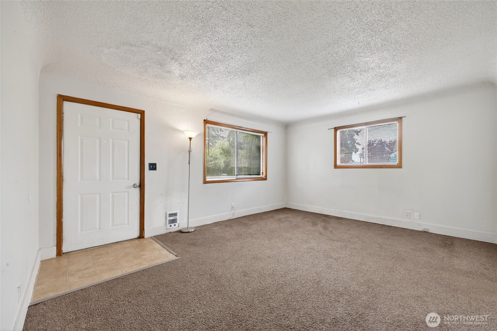6515 E E Street , Tacoma, WA 98404