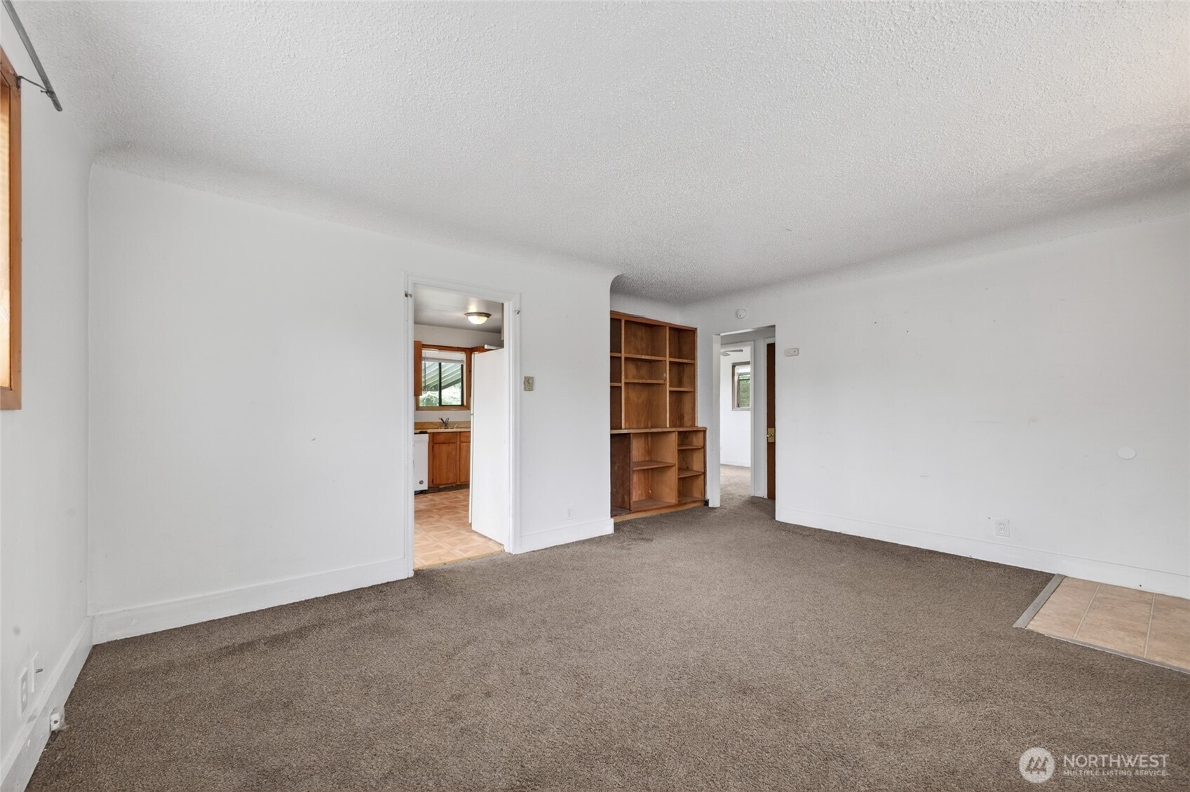 6515 E E Street , Tacoma, WA 98404