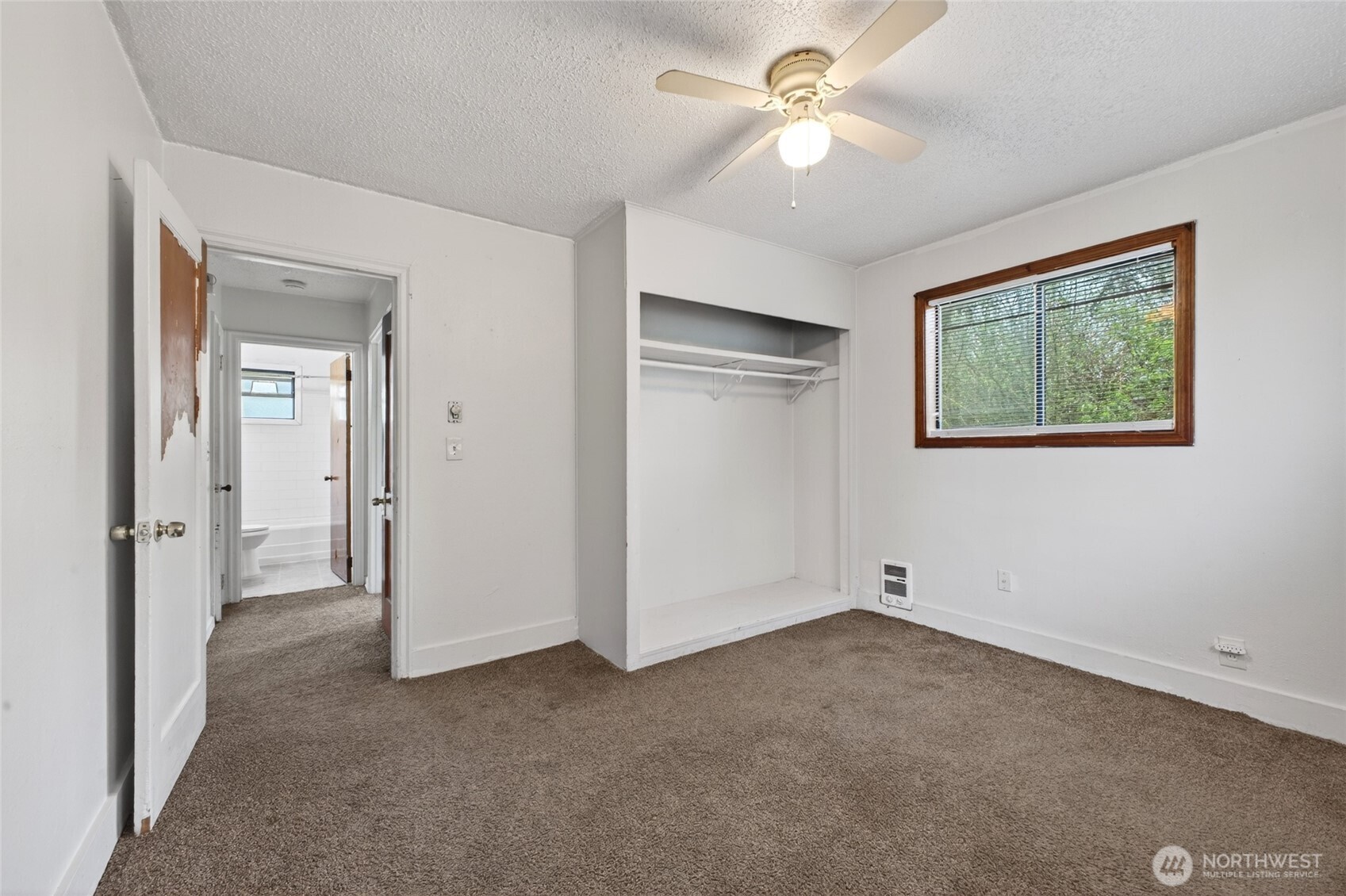 6515 E E Street , Tacoma, WA 98404