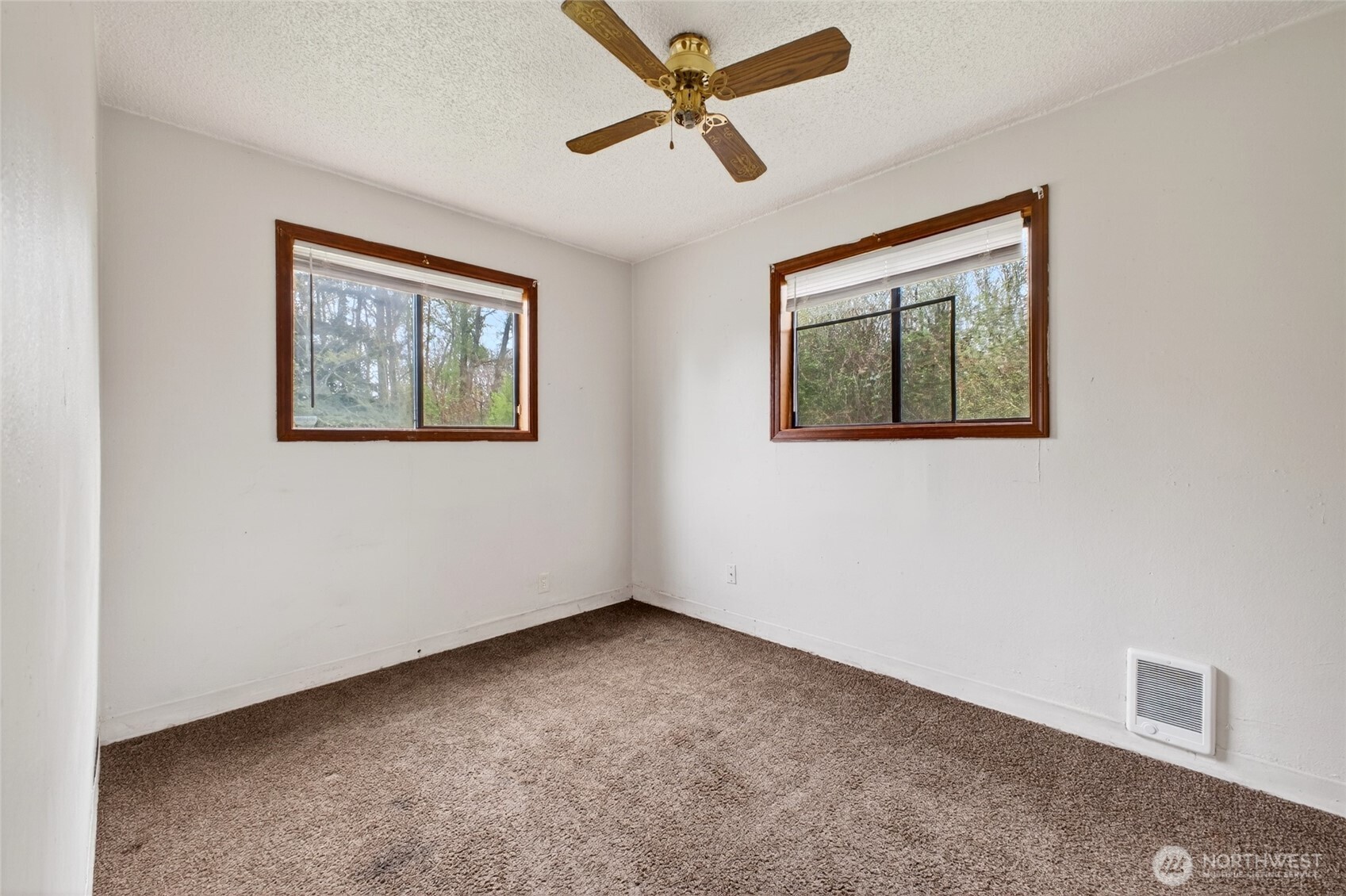 6515 E E Street , Tacoma, WA 98404