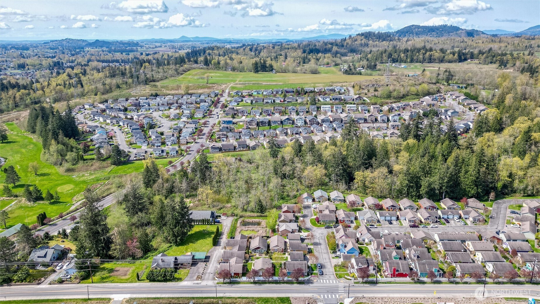 1304 Wildflower Way , Sedro Woolley, WA 98284