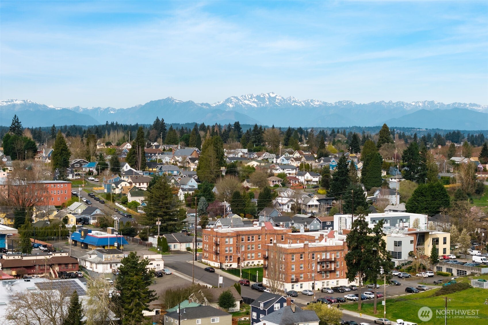 834 ML King Way Drive , Bremerton, WA 98337