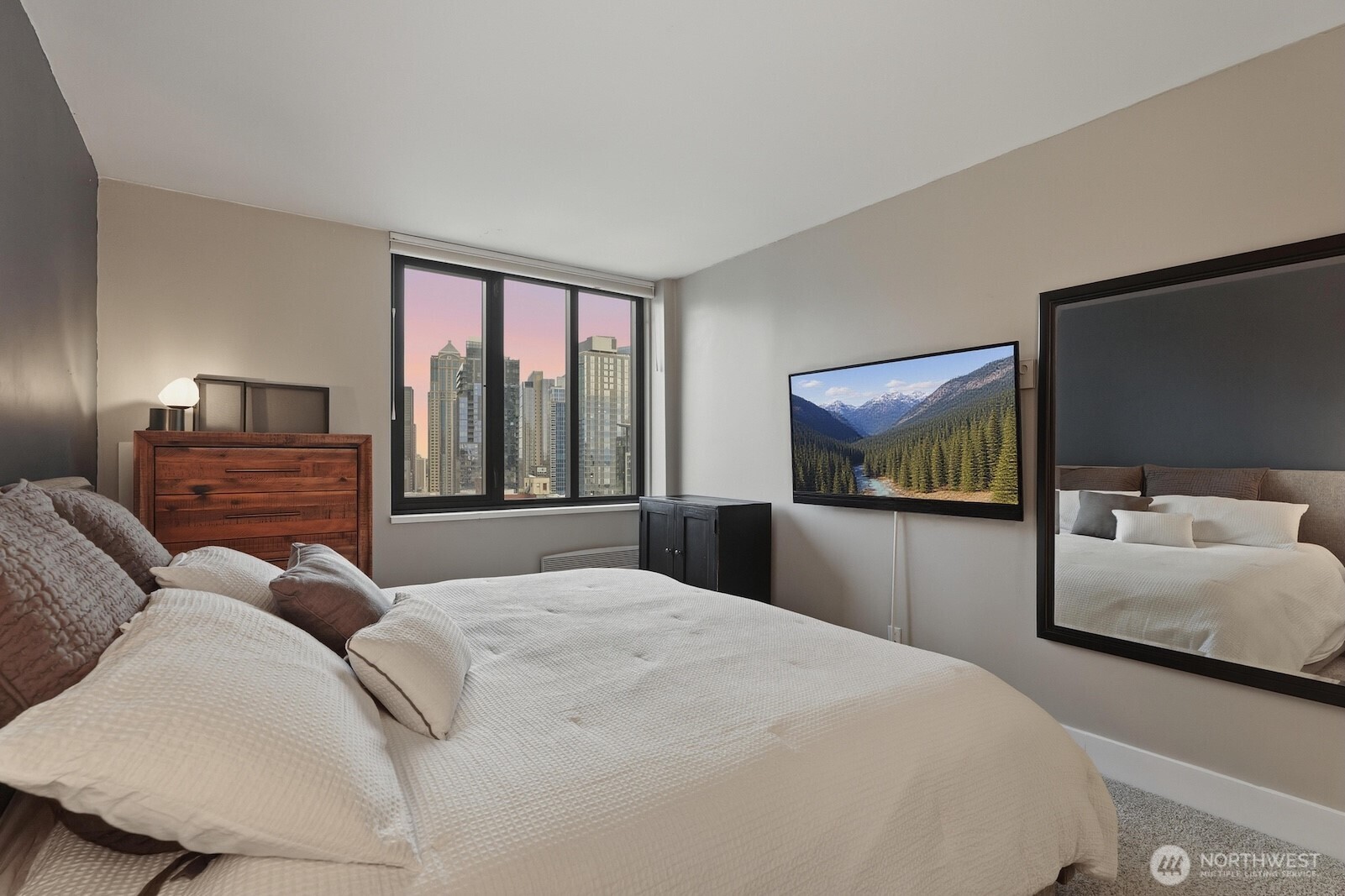 2100 3rd Avenue #2601, Seattle, WA 98121