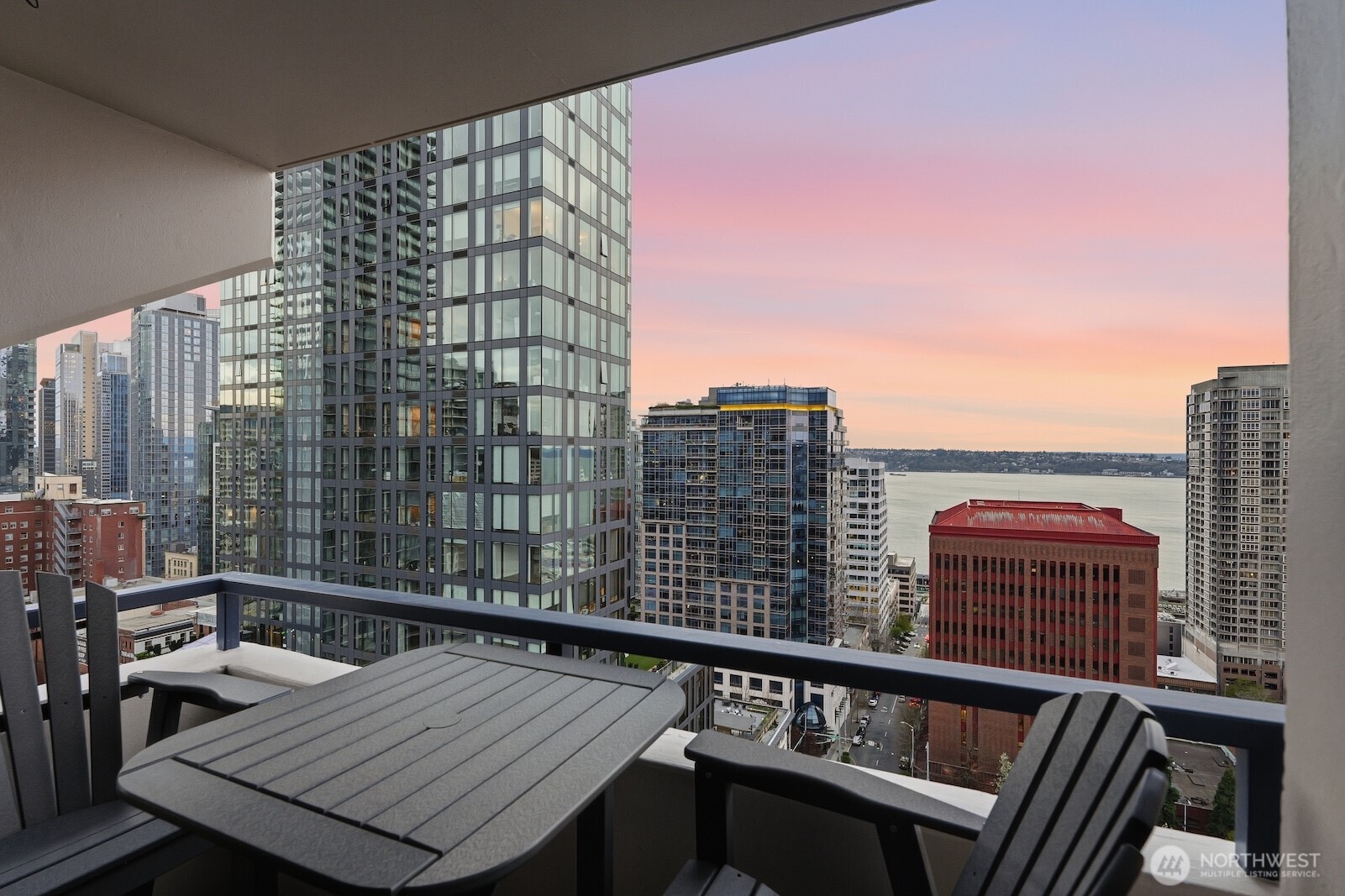 2100 3rd Avenue #2601, Seattle, WA 98121