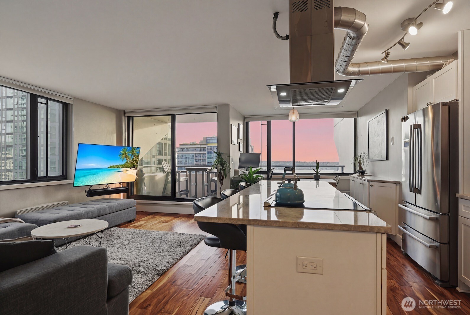 2100 3rd Avenue #2601, Seattle, WA 98121