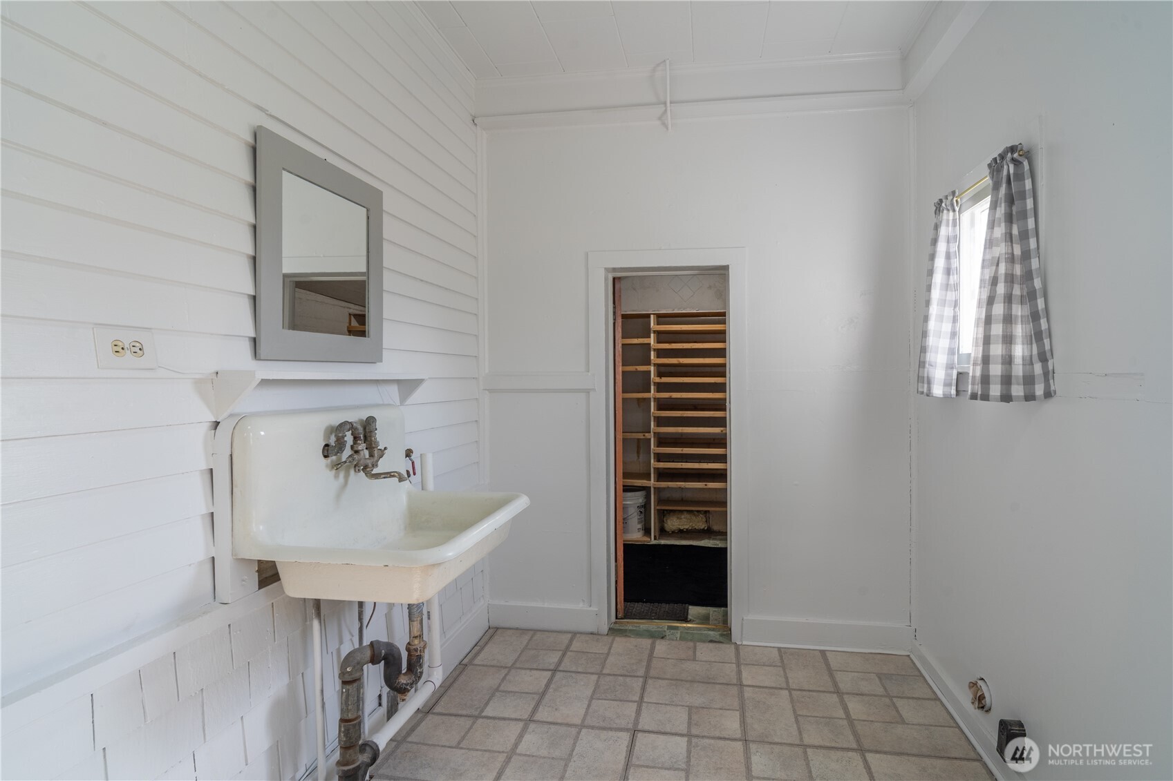 105 W 5th Avenue , Ritzville, WA 99169