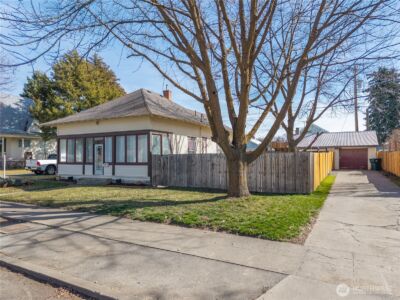 105 W 5th Avenue , Ritzville, WA 99169 - Photo 2