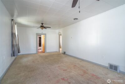 105 W 5th Avenue , Ritzville, WA 99169 - Photo 4